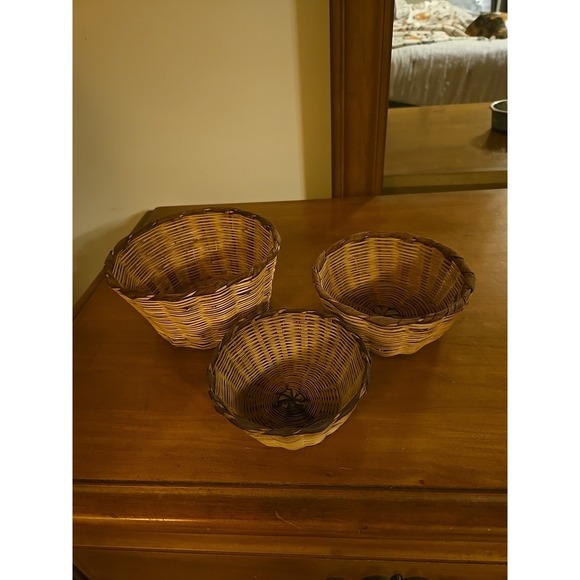 Handmade Other - set of three two-tone wicker nesting baskets